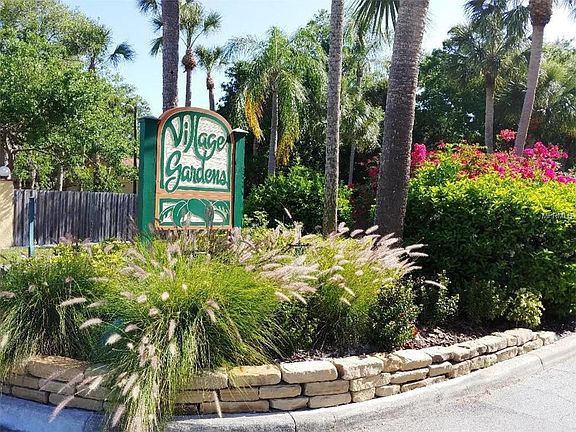 2nd image of 5015 Village Gardens Dr #33