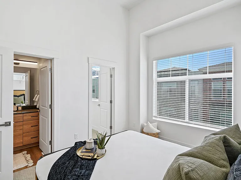 Current by Lotus Townhomes — Photo 40