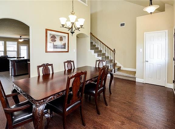 3rd image of 1902 Hidden Fairway Dr