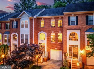 11515 Wild Hawthorn Ct, Reston, VA 20194