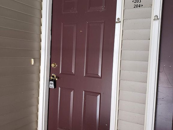 2nd image of 707 S Orchard St APT 203
