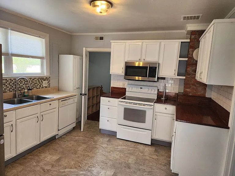 33198 King William Rd — Photo 2