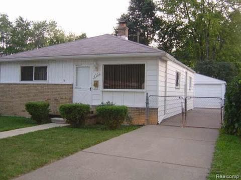 1st image of 4932 Pelham St
