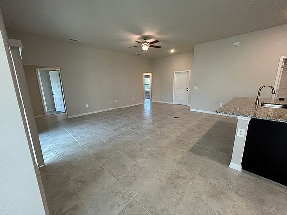 3rd image of 4113 NE 20th Ct