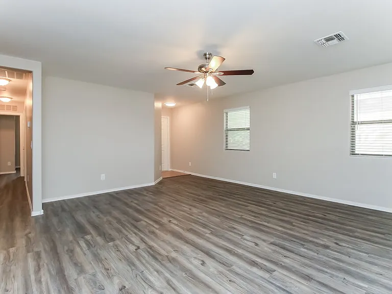 2443 E Meadow Mist Ln — Photo 3