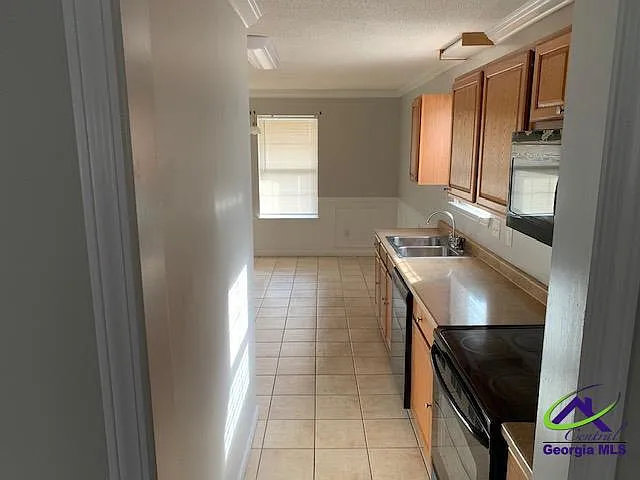 218 Wray St — Photo 11