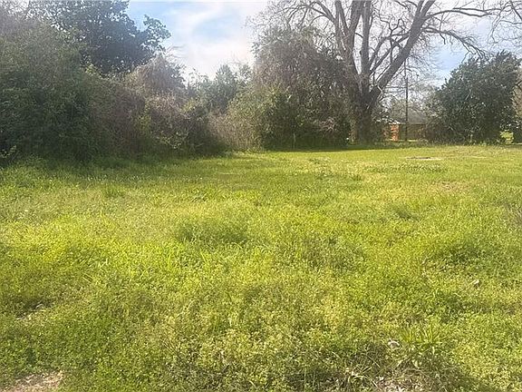 2nd image of 2108 Mill St Lot 7