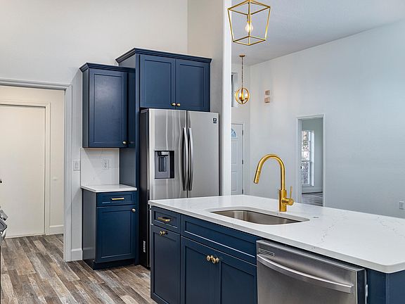 2nd image of 1145 Timber Trace Dr