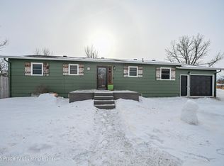 10 Dakota St, Killdeer, ND 58640