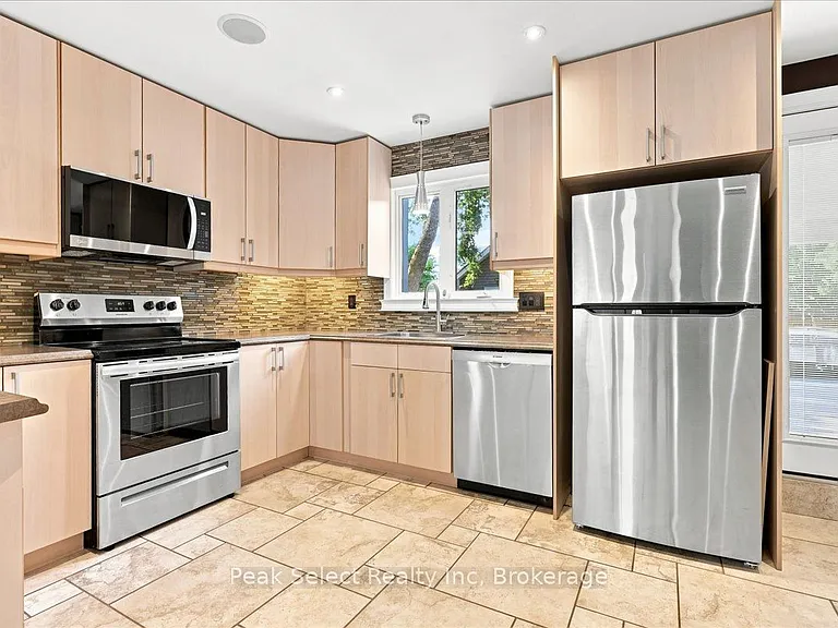 191 Maple Ave — Photo 7