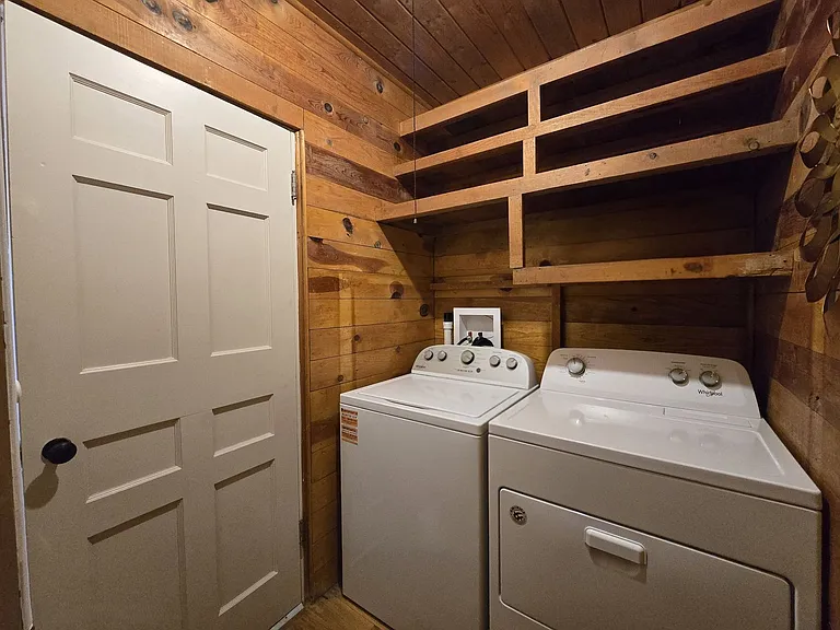 1304 Galisteo Pkwy — Photo 10