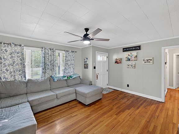 3rd image of 4462 Festival Trail Rd