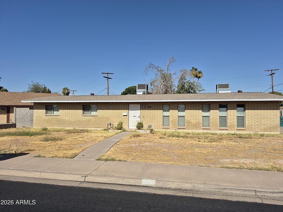 1st image of 819 N Pioneer --