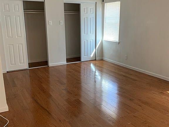 4th image of 101 Tulip Dr