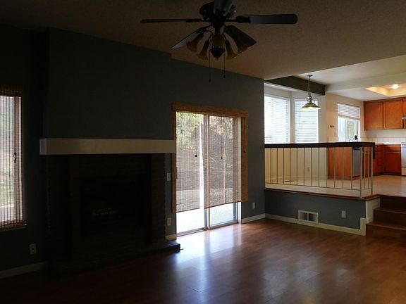 2nd image of 3507 Slopeview Dr