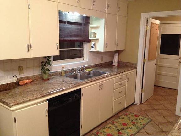 Kitchen 1
