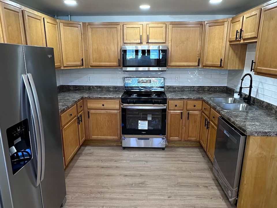 1st image of 4628 W 88th Pl