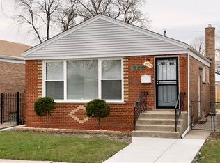 4549 S Lawler Ave, Chicago, IL 60638