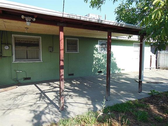 3rd image of 1340 N Millbrook Ave