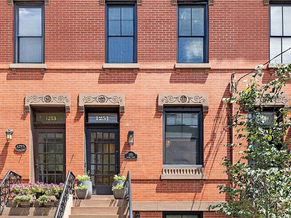 1st image of 1251 Garden St