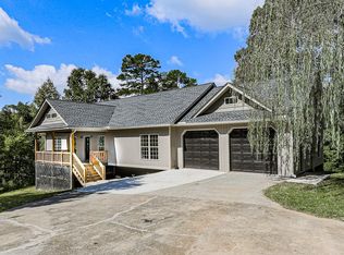 1086 Pea Ridge Rd, Ball Ground, GA 30107