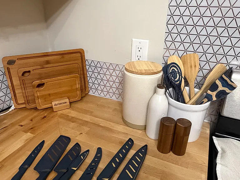2205 Ash St — Photo 23