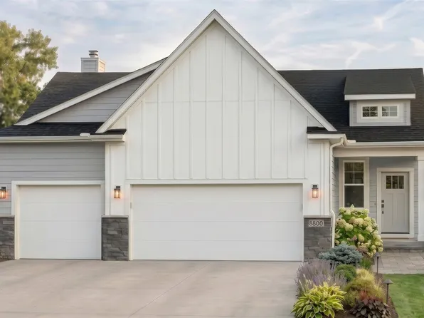 445 NW Independence Cir, Waukee, IA 50263