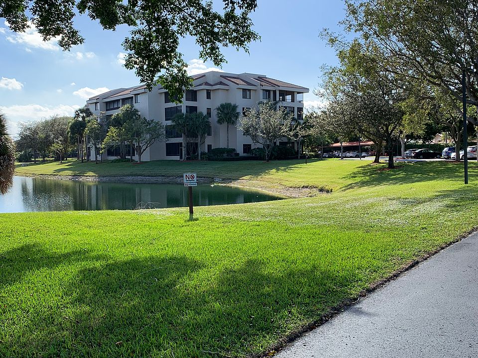 1st image of 7546 La Paz Blvd APT 106