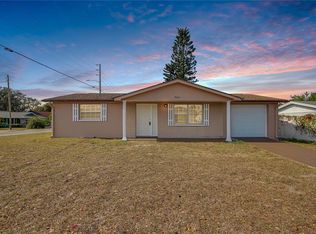 9005 Hunt Club Ln, Port Richey, FL 34668