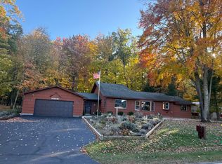 5837 W Longbridge Rd, Pentwater, MI 49449