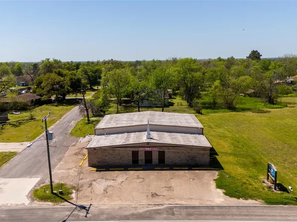 601 N May St, Madisonville, TX 77864