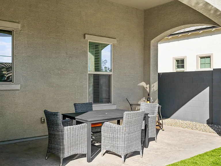 4061 S Emerald Dr — Photo 51