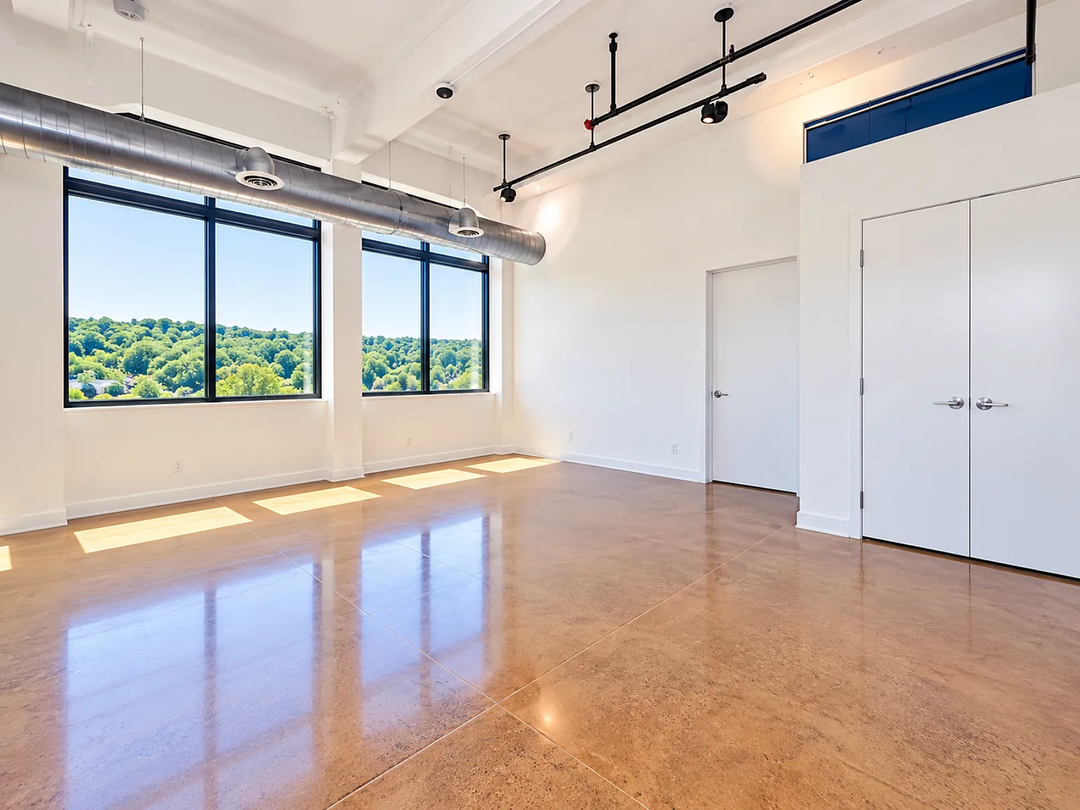 2 bed, 950 sqft, $2,390 — Photo 4