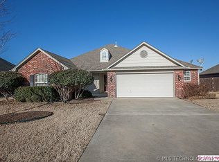 9900 N 103rd East Ct, Owasso, OK 74055