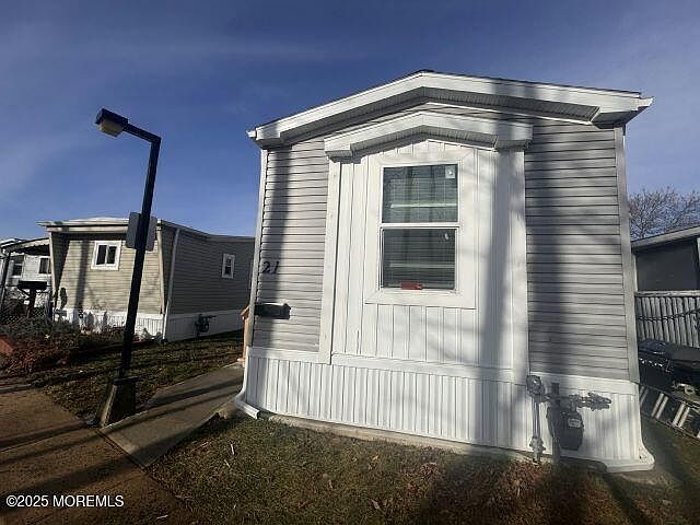 1st image of 21 Gary Avenue