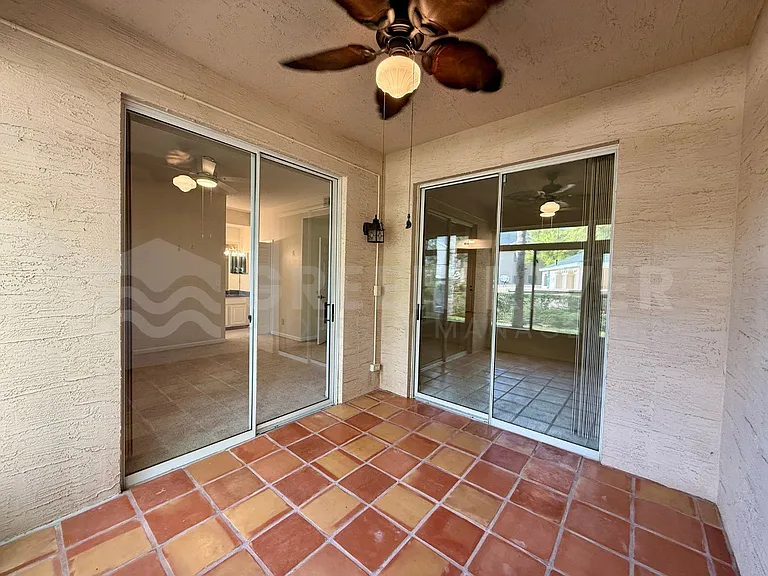 204 Augusta Cir — Photo 24