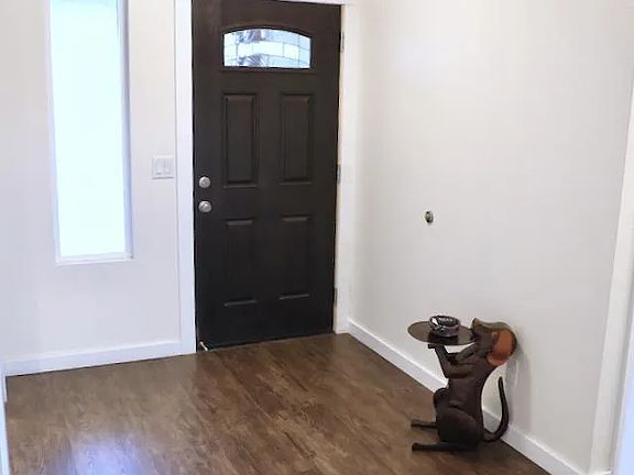 3rd image of 1350 Peach Ave APT B