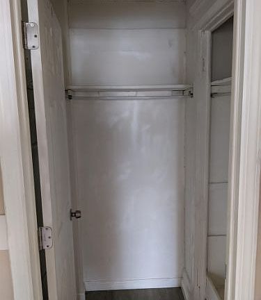 5th image of 1246 Waverly Pl Floor 2