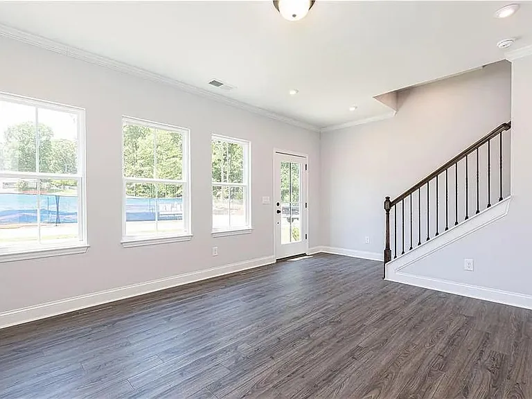 501 Hardy Dr #118 — Photo 3