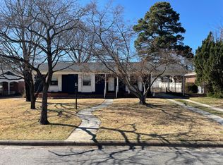 733 Raleigh St, Roanoke Rapids, NC 27870