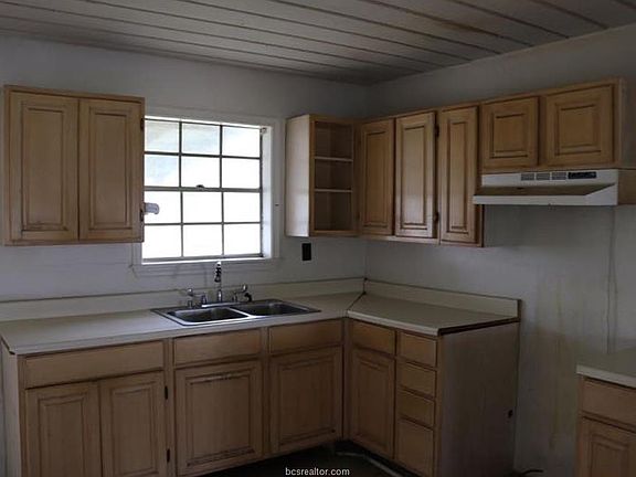 4th image of 13374 Bluebonnet Ln