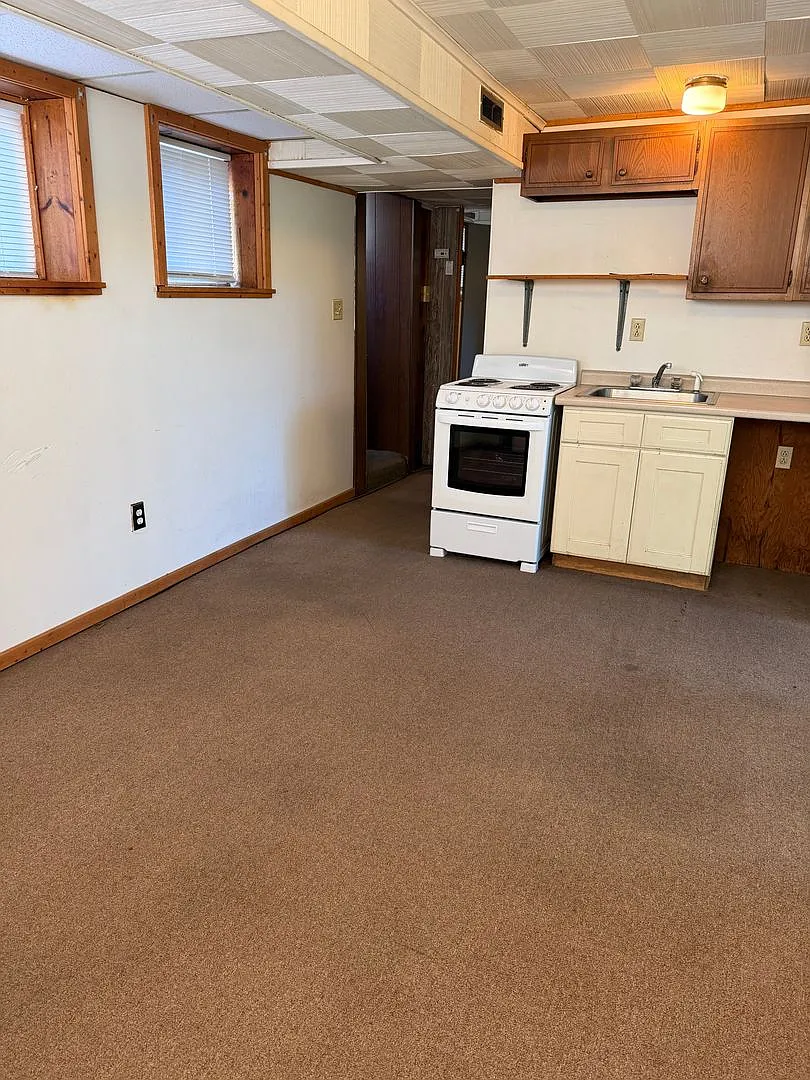 Oakdale - Small House — Photo 4