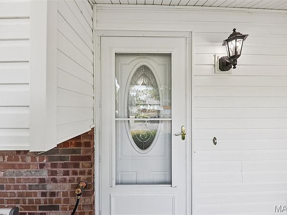 5th image of 29 Vanguard Dr