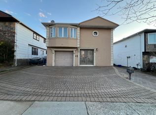 68 Bangor St, Staten Island, NY 10314