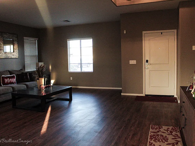 S 74th Ln — Photo 2