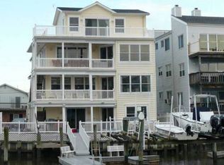 378 43rd Pl #A, Sea Isle City, NJ 08243