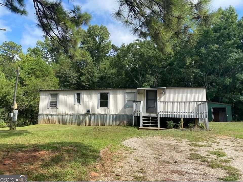 2nd image of 409 Hillcrest Rd