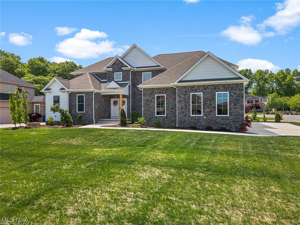 1360 Fox Den Trl, Canfield, OH 44406 Zillow