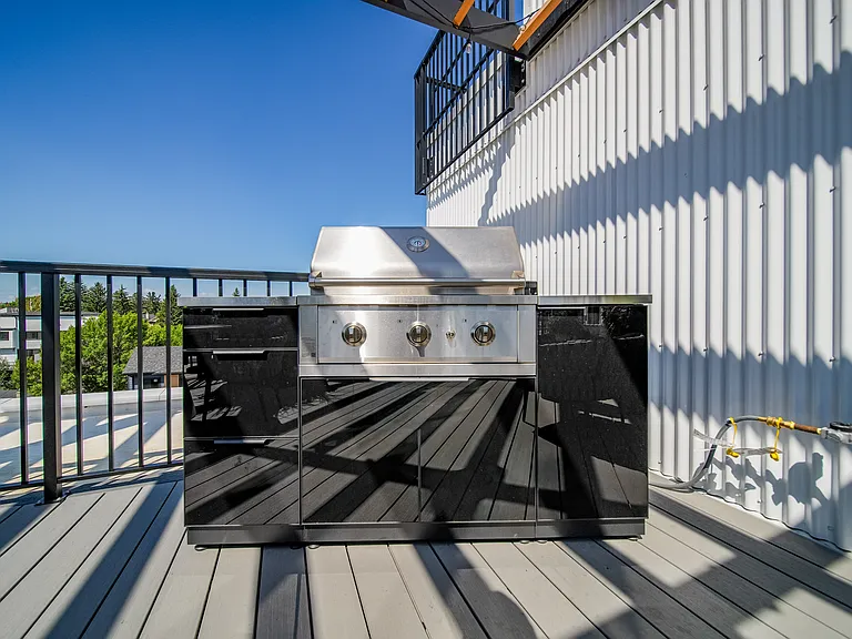 1400 27th St SW — Photo 134