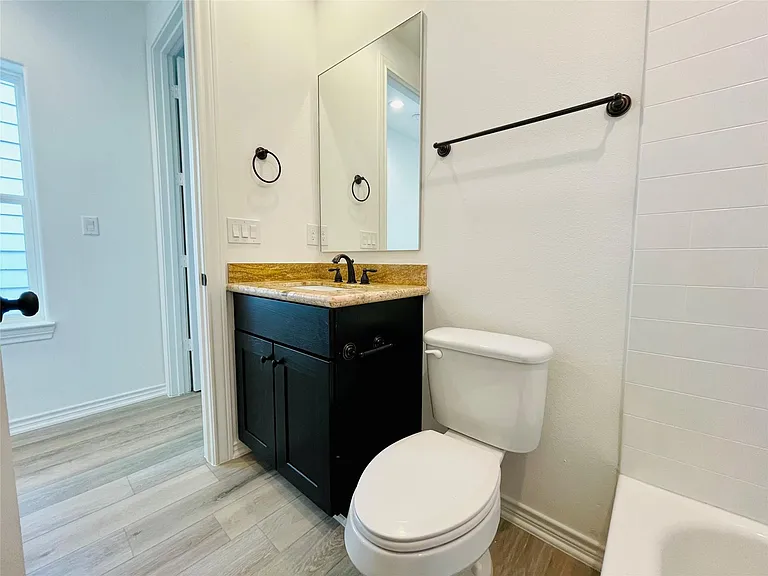 3255 Real St #B — Photo 27
